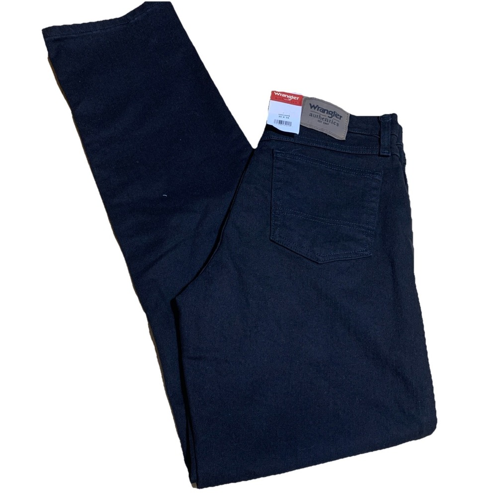 Wrangler Authentics Men's 30X34 Black ZM100FB Relaxed Fit Flex Jeans